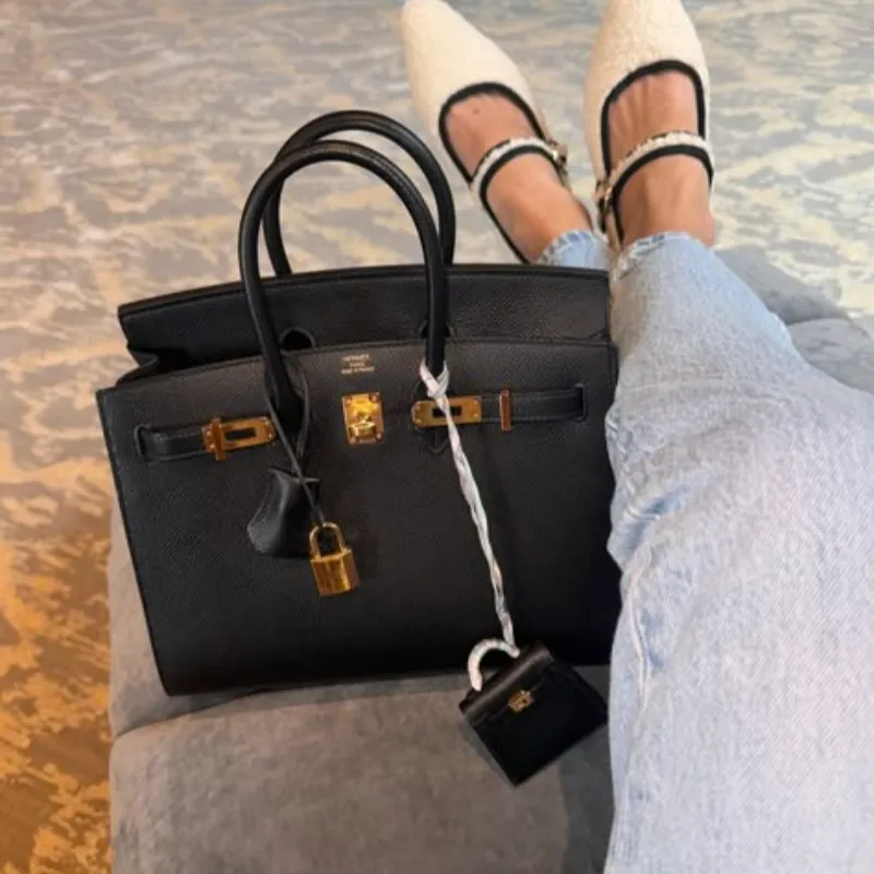 he28ibella Torba Laura