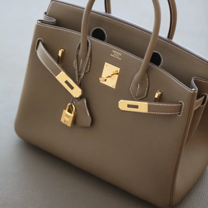 he40ibella Torba Laura